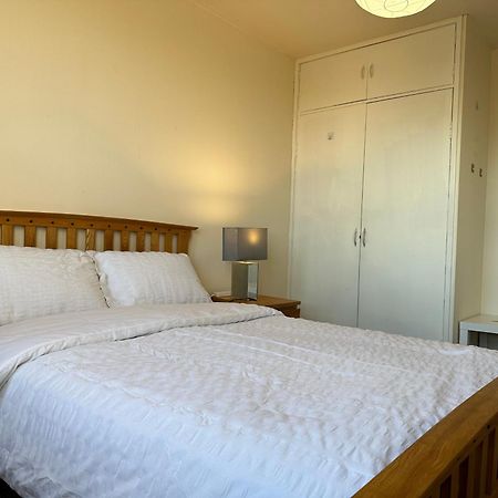 Amazing Room In Glasgow City Экстерьер фото
