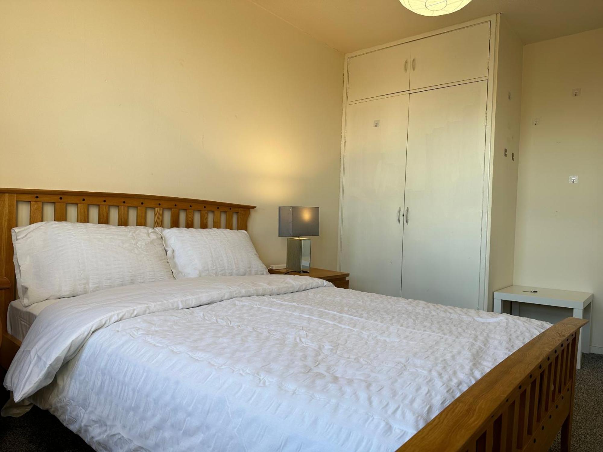 Amazing Room In Glasgow City Экстерьер фото